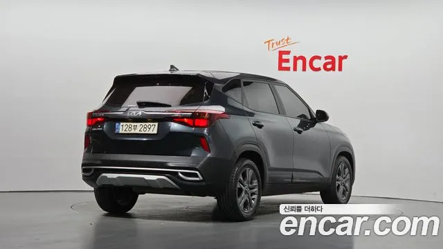 Kia Seltos — Фото автомобиля 2