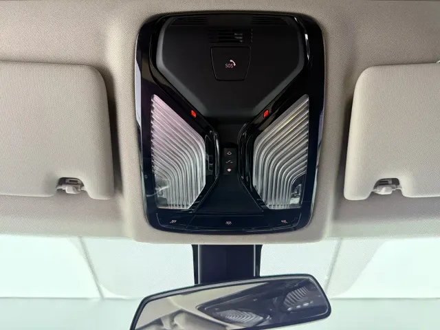BMW 3 Series — Фото автомобиля 13
