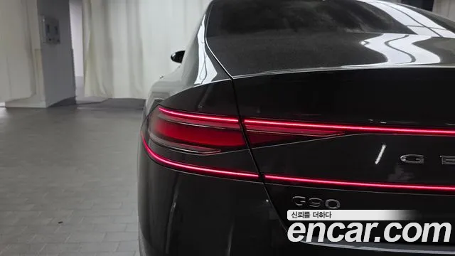 Genesis G90 Бензин 3.5 турбо AWD — Фото автомобиля 19