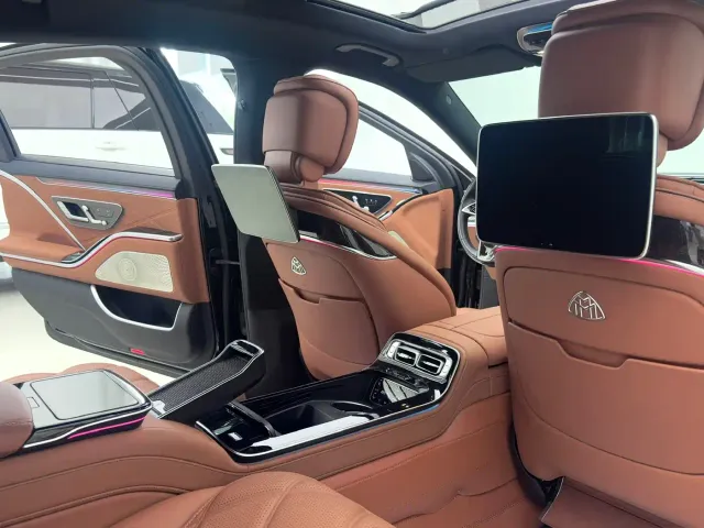 Mercedes-Benz Maybach S-Class — Фото автомобиля 13