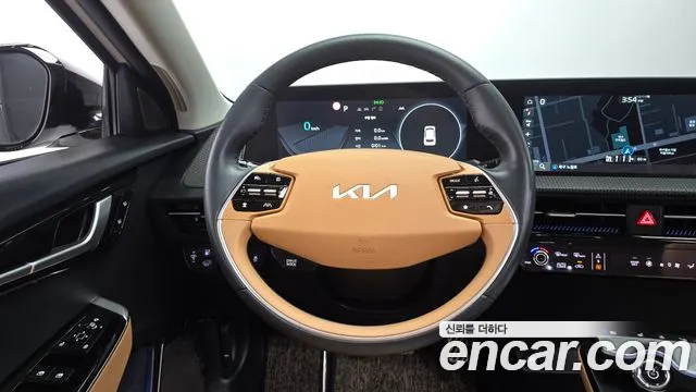 Kia EV6 — Фото автомобиля 12