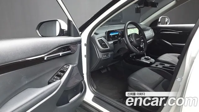 Kia Seltos Бензин 1.6 турбо 2WD — Фото автомобиля 10