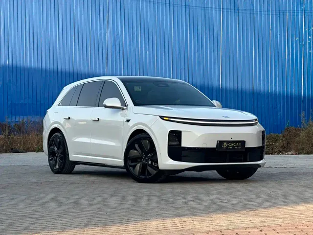 Li Auto L6 — Фото автомобиля 2