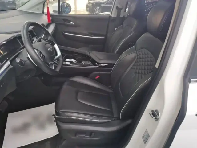 Hyundai Custo — Фото автомобиля 14