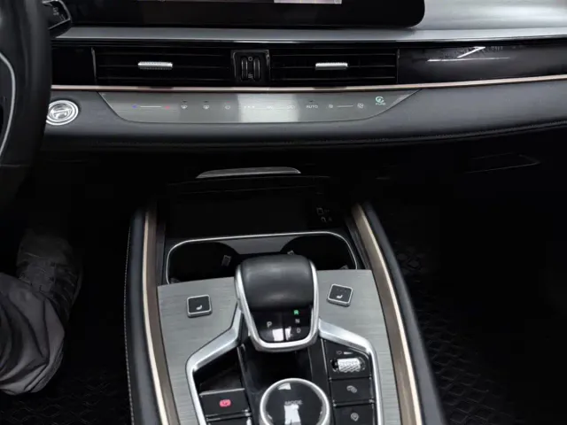 Chery Omoda 5 — Фото автомобиля 9