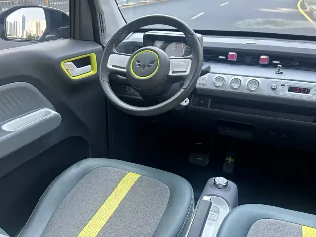 Wuling Hongguang Mini EV — Фото автомобиля 9