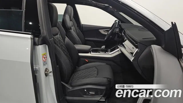 Audi Q8 55 TFSI quattro Premium — Фото автомобиля 8