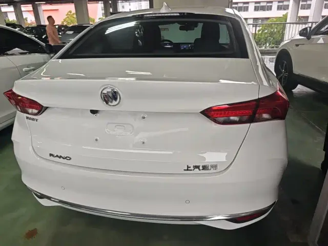 Buick Verano — Фото автомобиля 5