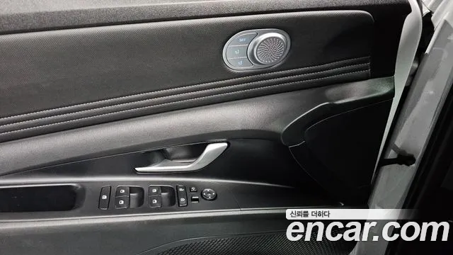 Hyundai AVANTE Avante (CN7) — Фото автомобиля 15