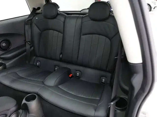 MINI Hatch — Фото автомобиля 8