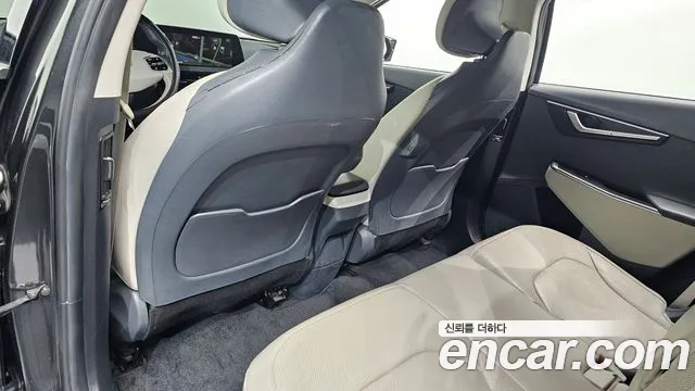 Kia EV6 — Фото автомобиля 28