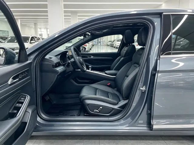 Geely Xingrui — Фото автомобиля 4