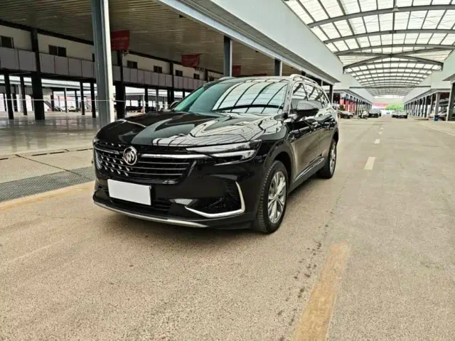 Фотография автомобиля — Buick Envision Plus
