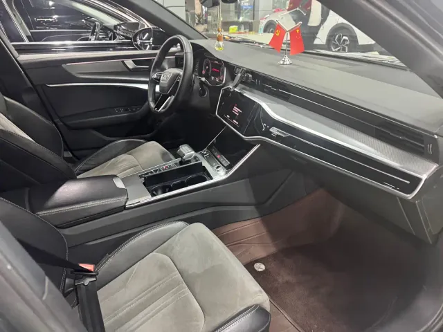 Audi A6L — Фото автомобиля 5
