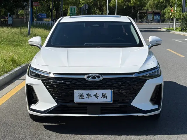 Chery Arrizo 8 — Фото автомобиля 2