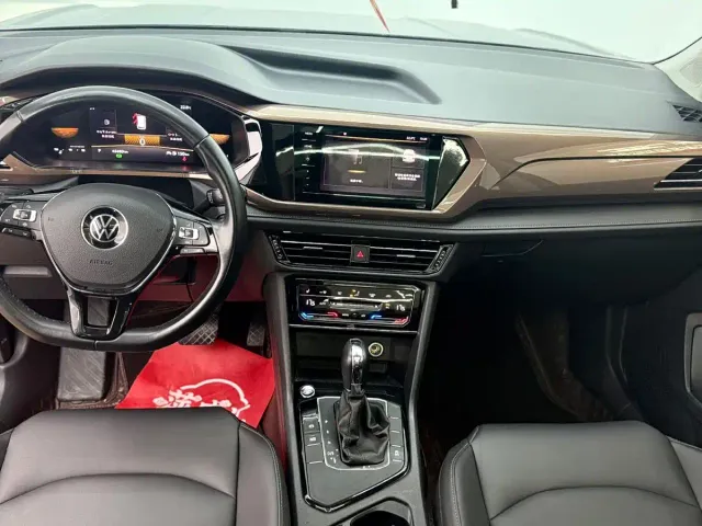 Volkswagen Tharu — Фото автомобиля 7