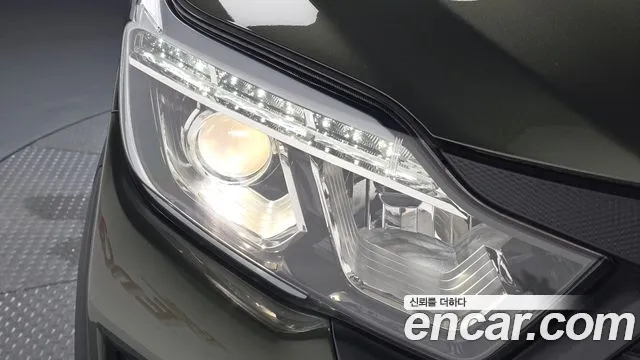 KG_Mobility_Ssangyong Rexton Новый Rexton Sport Khan Дизель 2.2 4WD — Фото автомобиля 22