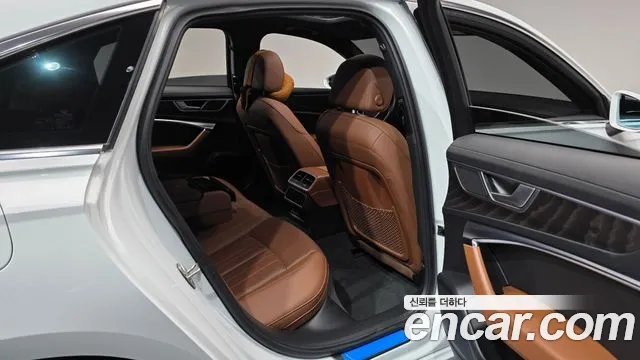 Audi A6 C8 — Фото автомобиля 18
