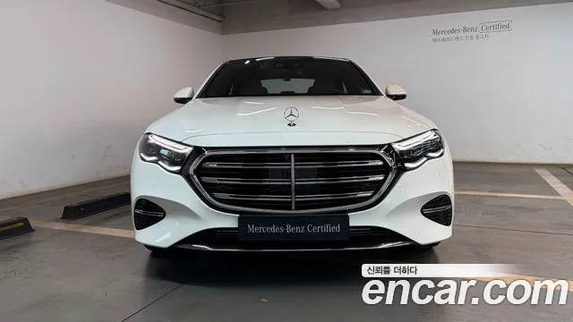 Mercedes-Benz E-Class E-класс W214 E300 4MATIC Exclusive — Фото автомобиля 3