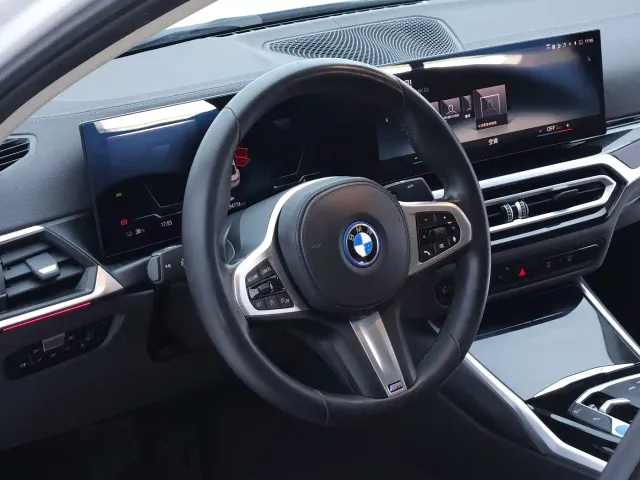 BMW i3 — Фото автомобиля 18