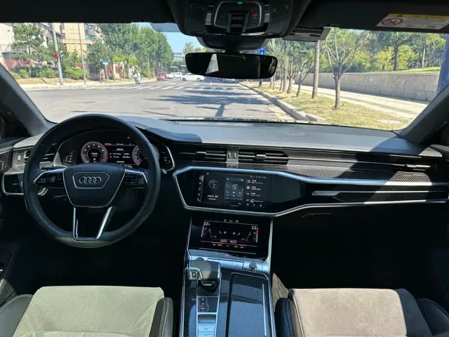 Audi A6L — Фото автомобиля 7