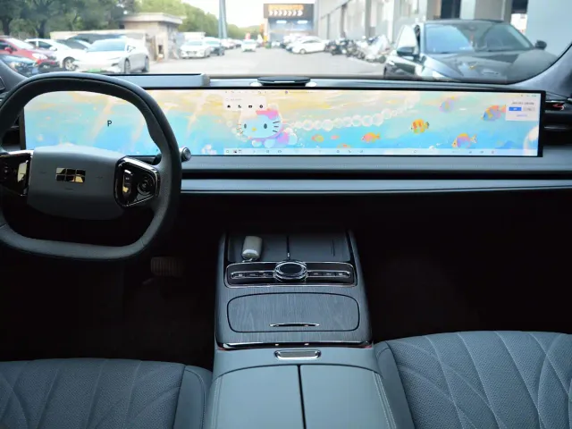 Geely Galaxy E8 — Фото автомобиля 11