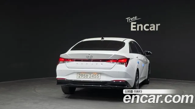 Hyundai AVANTE Modern — Фото автомобиля 4