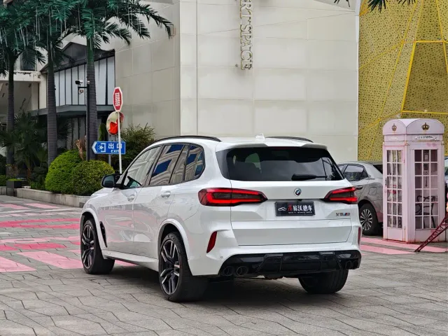 BMW X5 M — Фото автомобиля 6