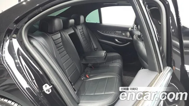 Mercedes-Benz E-Class E-класс W213 — Фото автомобиля 9