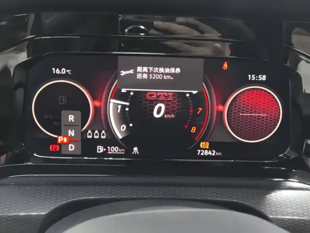 Volkswagen Golf GTI — Фото автомобиля 14