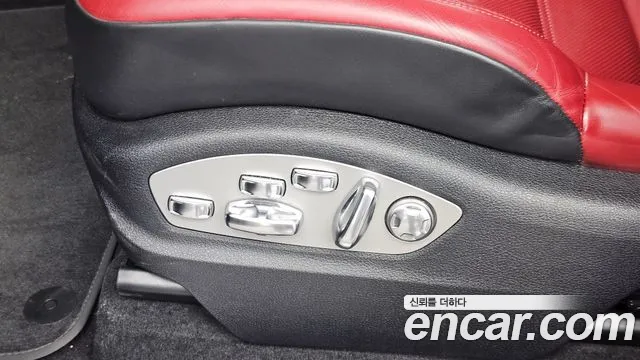 Porsche Macan — Фото автомобиля 28