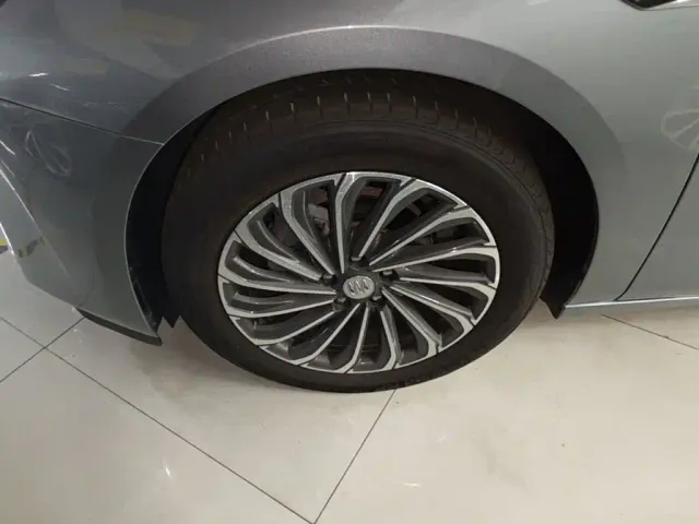 Buick LaCrosse — Фото автомобиля 22