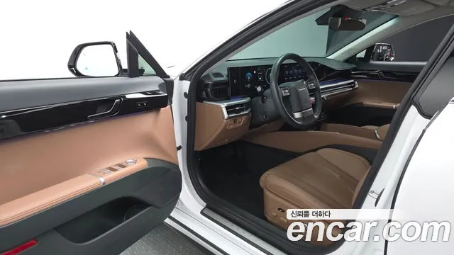 Hyundai Grandeur Grandeur (GN7) 2.5 Бензин 2WD — Фото автомобиля 10