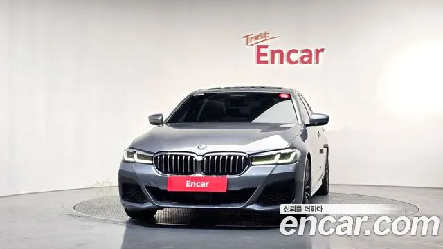 BMW 5-Series 5 серия (G30) 523d xDrive M Sport — Фото автомобиля 3