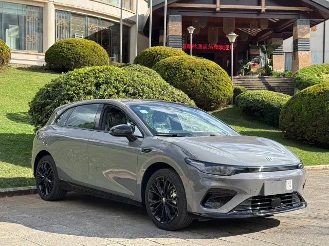 Leapmotor Lafa 5 — Фото автомобиля 3