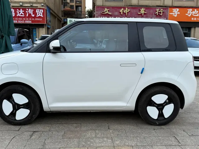 Changan Lumin — Фото автомобиля 16