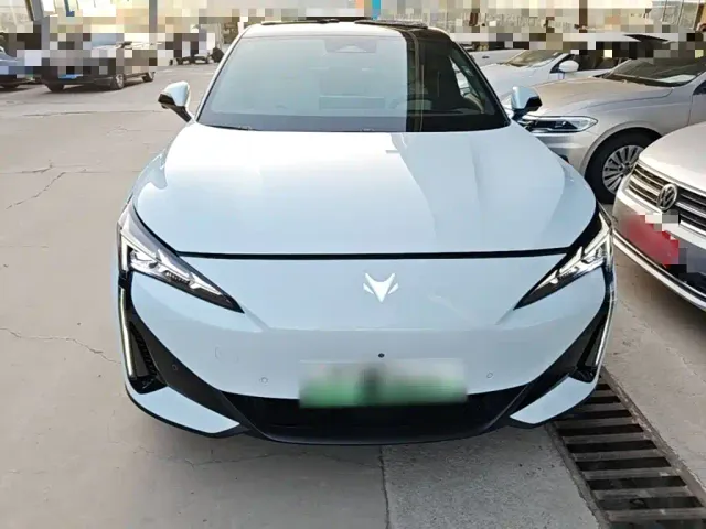 Arcfox Alpha S5 — Фото автомобиля 2
