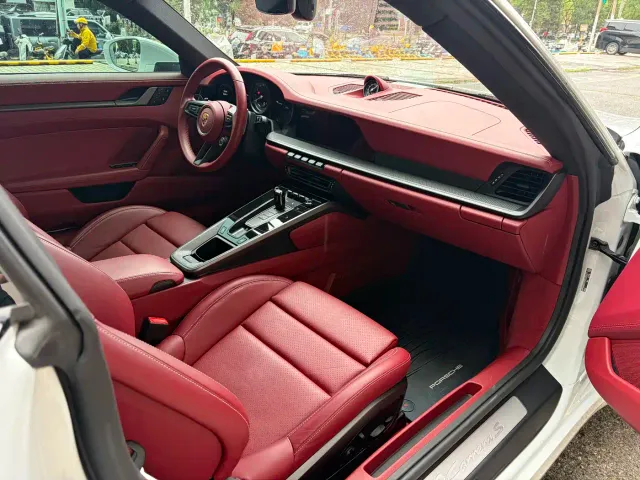 Porsche 911 — Фото автомобиля 10