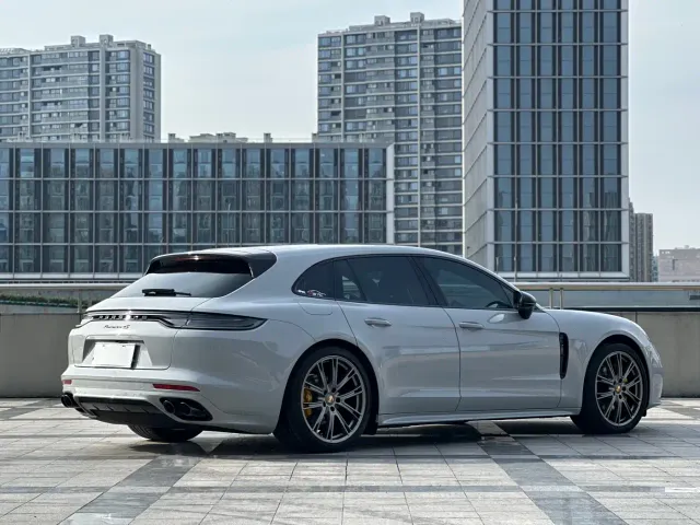 Porsche Panamera — Фото автомобиля 4