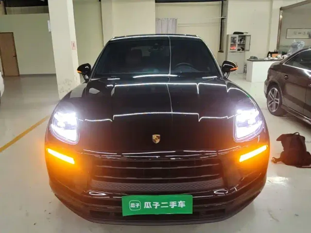 Porsche Macan — Фото автомобиля 2