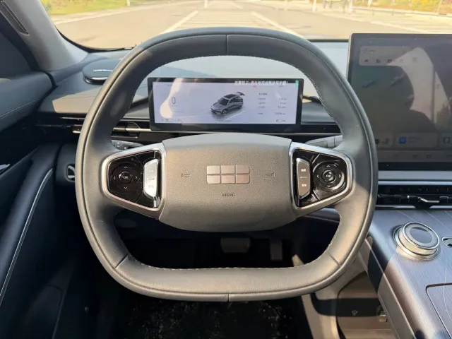 Geely Galaxy E5 — Фото автомобиля 8