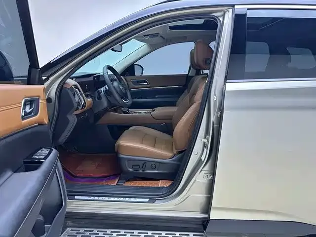 Nissan Terra — Фото автомобиля 9