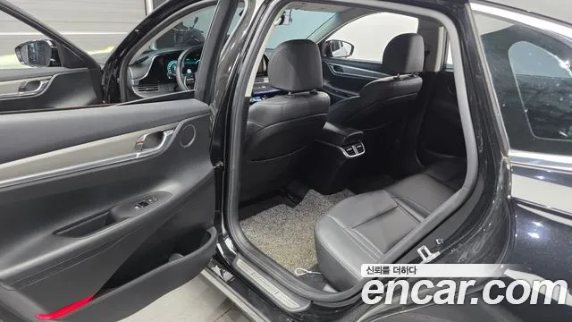 Hyundai Grandeur — Фото автомобиля 11