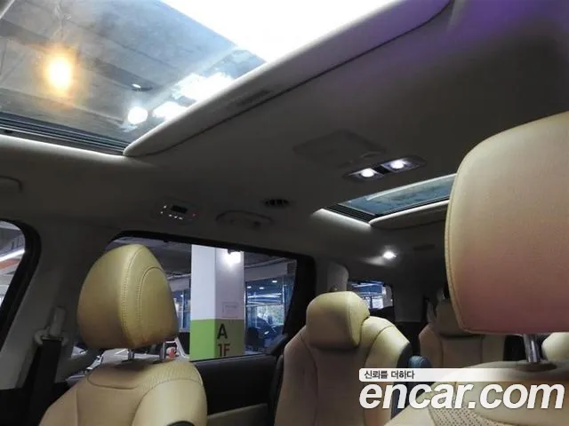 Kia Canival Carnival 4 поколение 9 мест Signature — Фото автомобиля 14