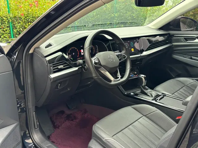 Volkswagen Passat — Фото автомобиля 4