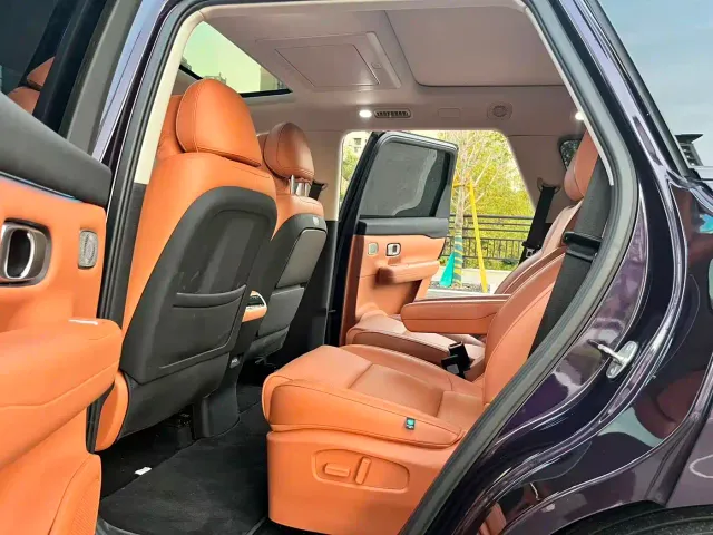 Leapmotor C16 — Фото автомобиля 5