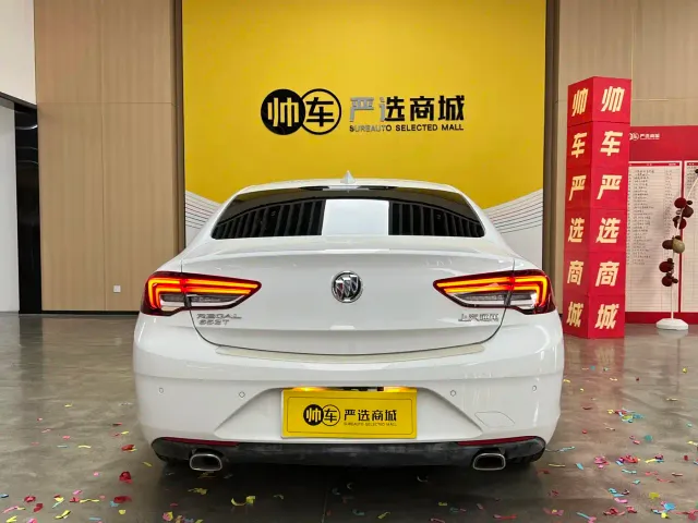Buick Regal — Фото автомобиля 5