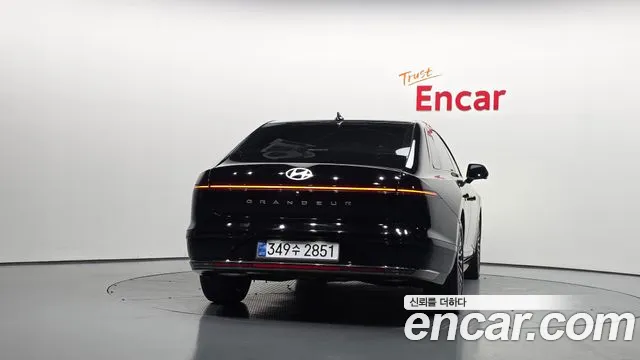 Hyundai Grandeur — Фото автомобиля 4