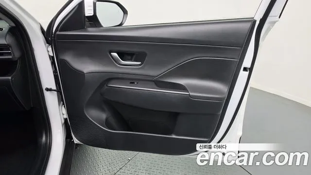 Hyundai Kona — Фото автомобиля 13