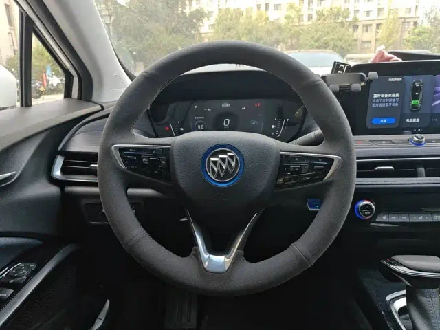 Buick Velite 6 — Фото автомобиля 11